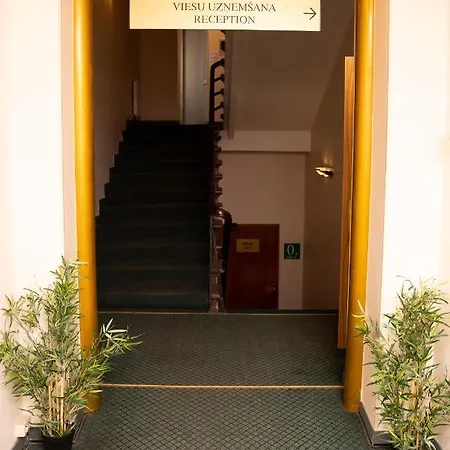 Hotel Avitar 3*